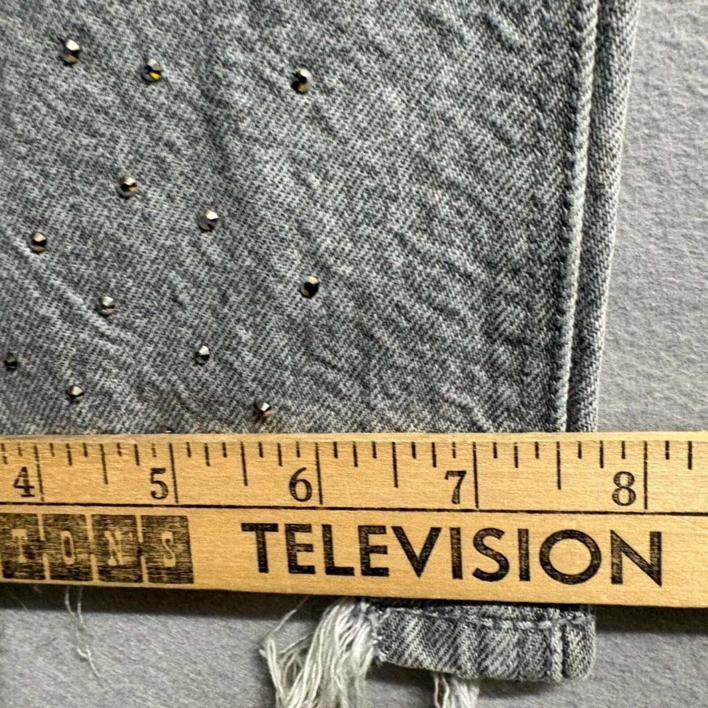 American Eagle Super High Rise Straight Jeans Womens 6 Gray Rhinestone Raw Hem