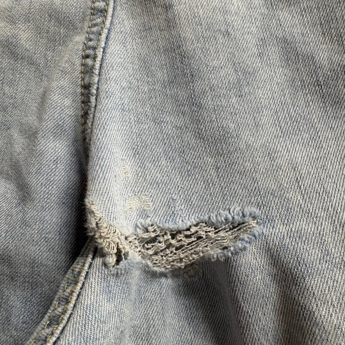 S.O.N.G. Denim Cargo Jogger Pants Mens 17/33 Light Wash Distressed Elastic Waist
