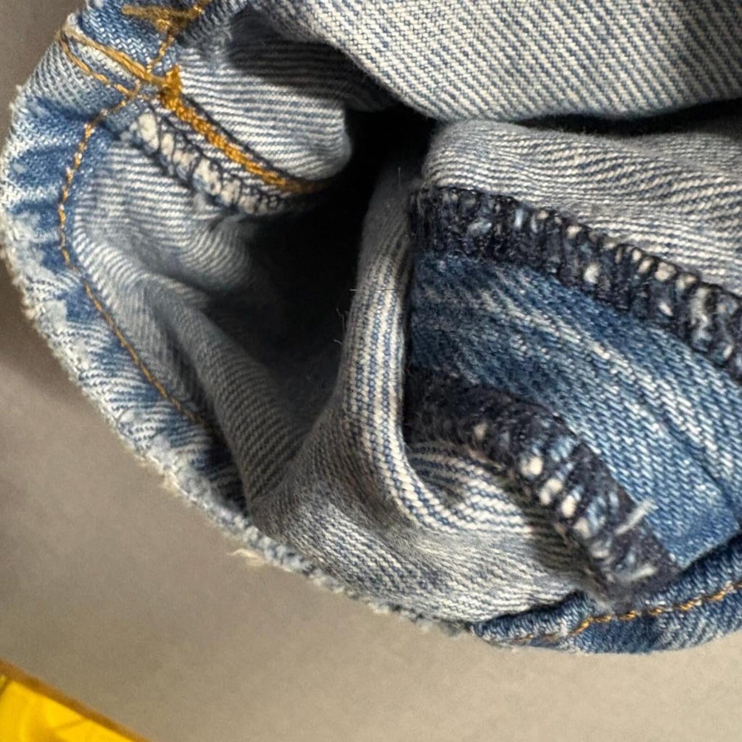 Levi's Premium Wedgie Straight Jeans Womens 23x28 Blue Distressed High Rise