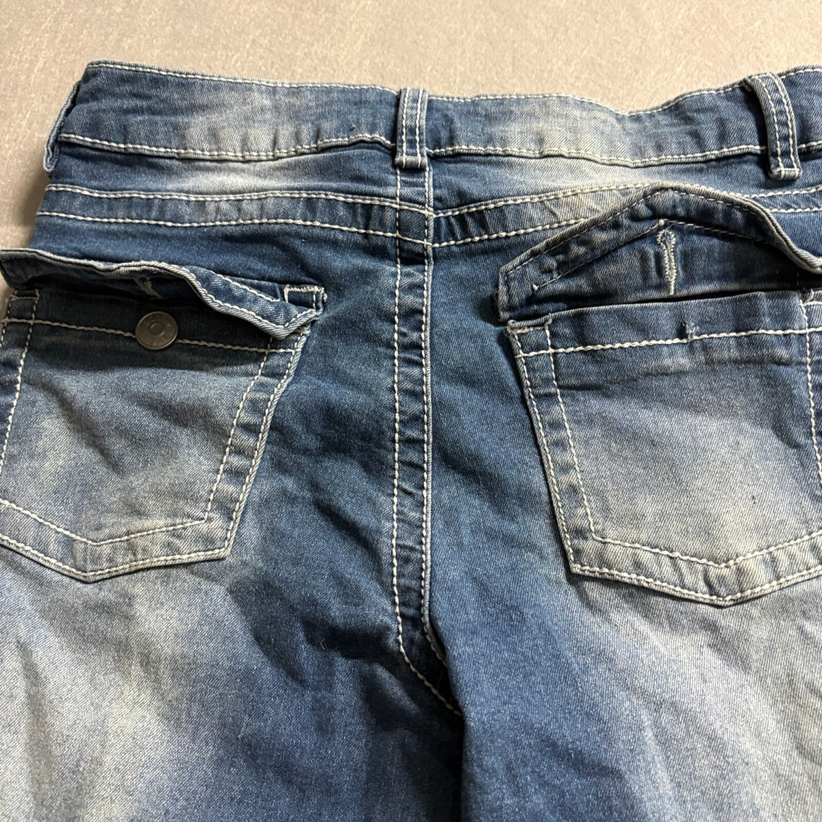 Madden Girl Womens Jeans Size 5 Blue Medium Wash Flared Thick White Stitch Denim