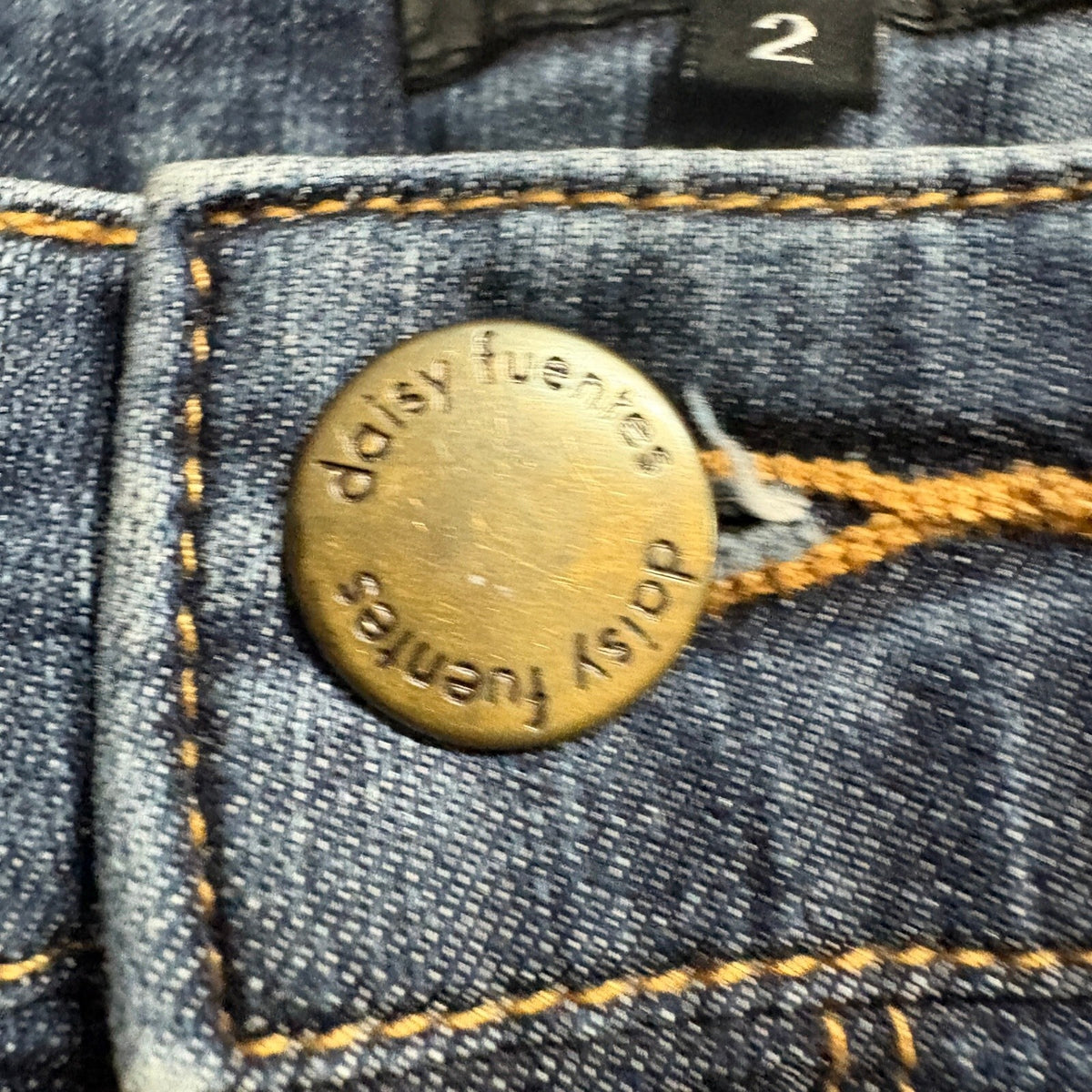 Daisy Fuentes Bootcut Jeans Womens Size 2 Blue Denim Stretch Rinse Blast