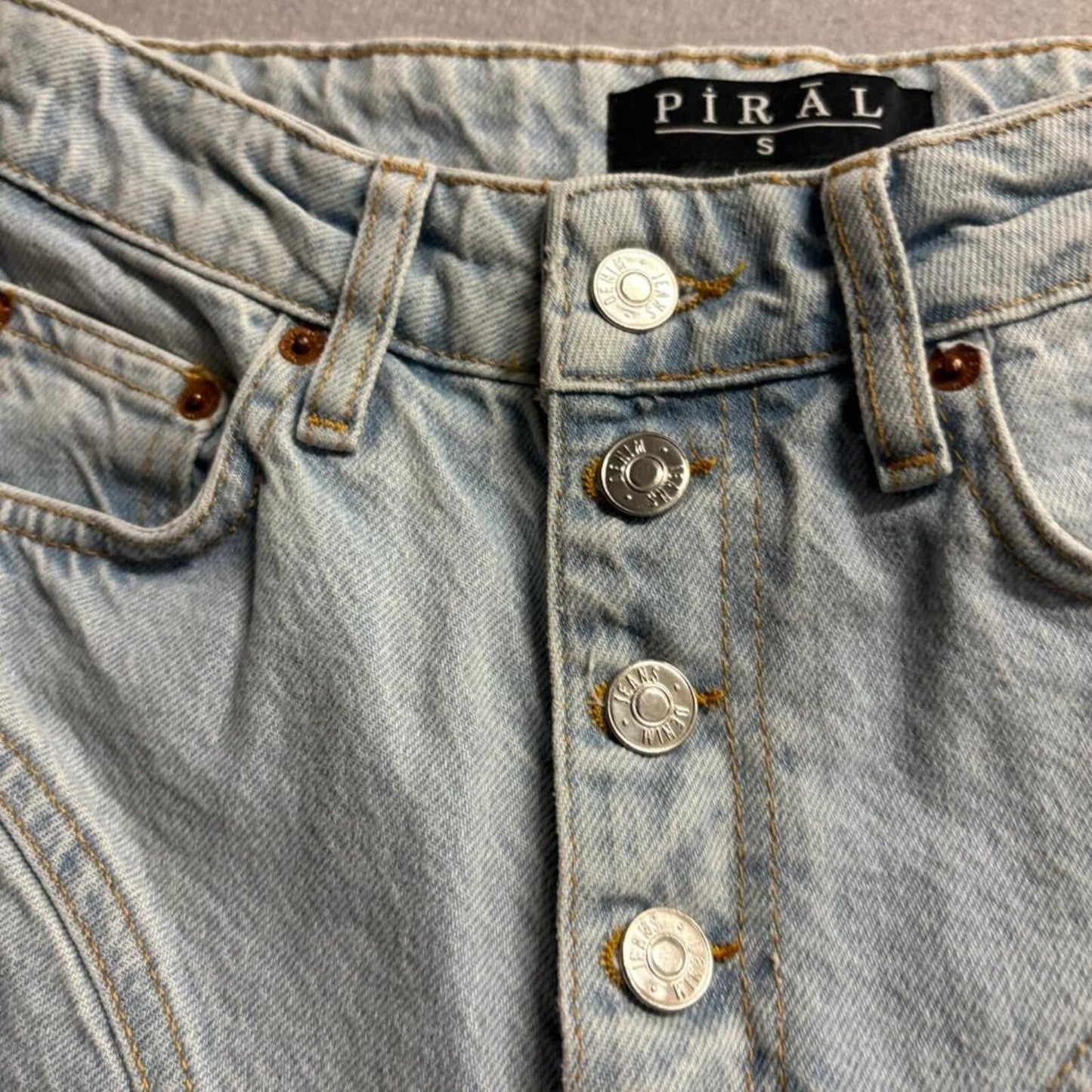 Piral Jeans Womens Small Light Wash Denim High Rise Button Fly Split Hem