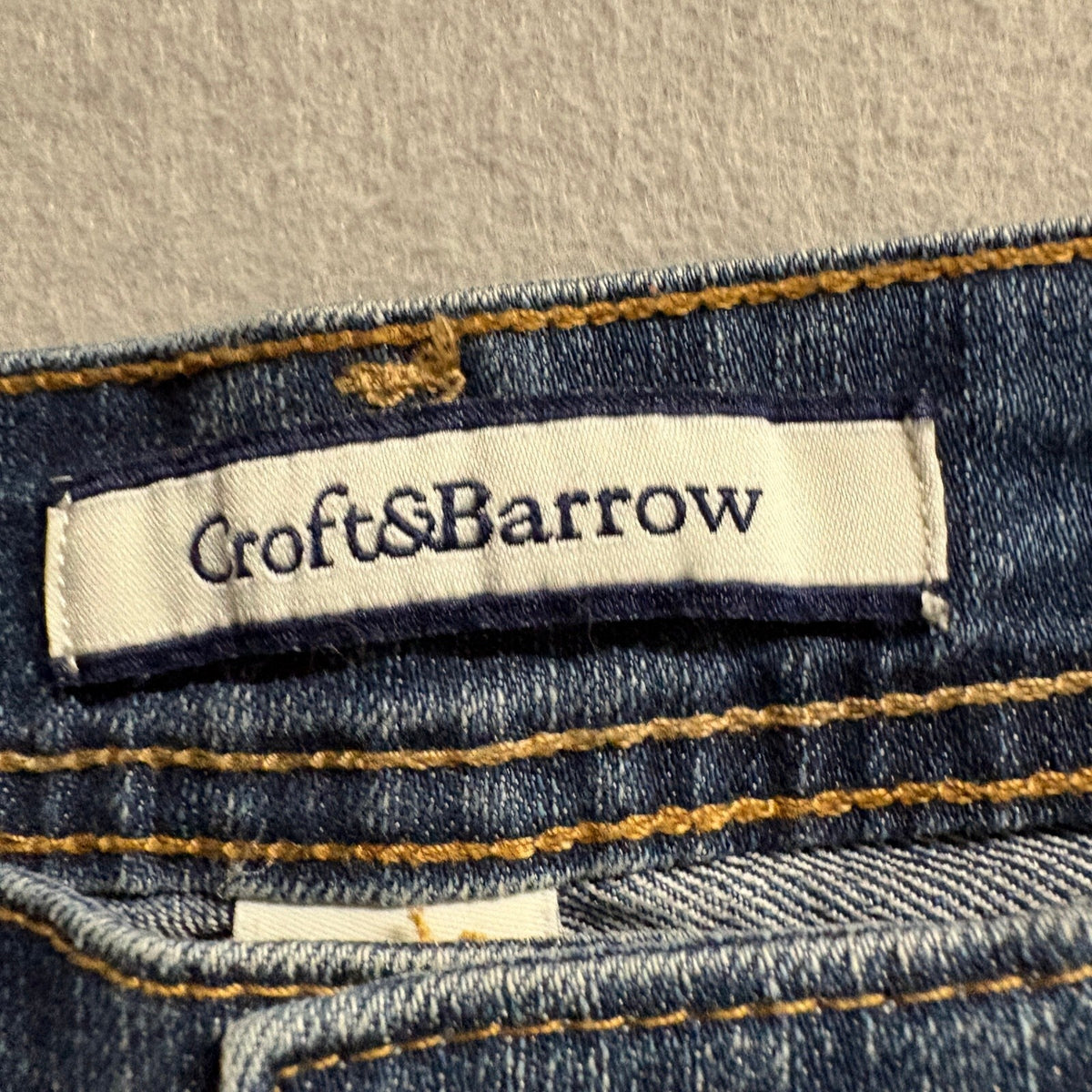 Croft & Barrow Denim Capri Jeans Womens 14 Blue Stretch Cuffed Crop Mid Rise