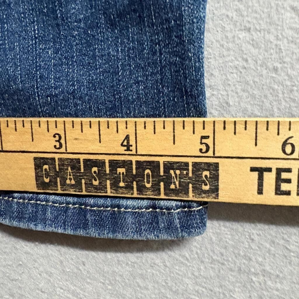 Signature by Levi Strauss Totally Shaping Pull On Skinny Jeans Womens 4M 27x30