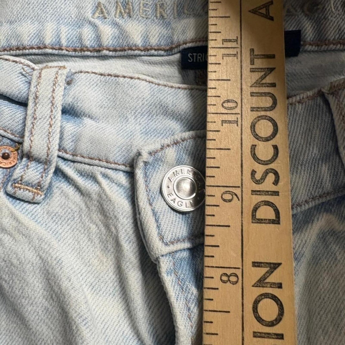 American Eagle Strigid Jeans Womens 6 Long Light Wash High Rise Wide Leg Denim
