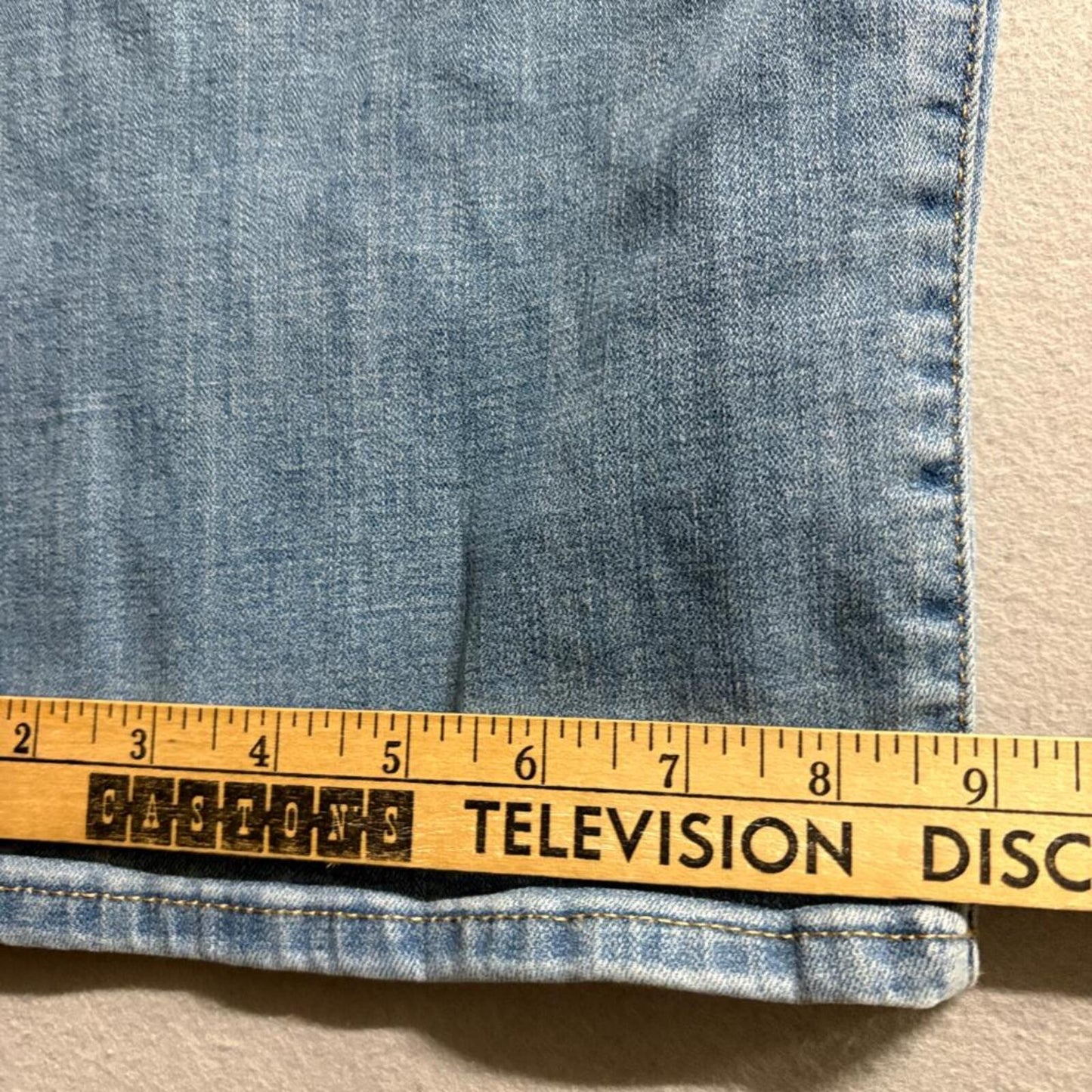Levi's 311 Shaping Skinny Capri Jeans Womens 20W Blue Stretch Denim Crop 41x21