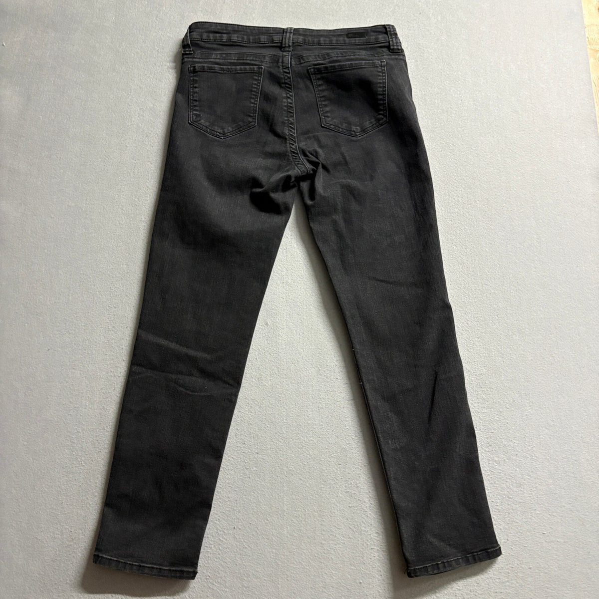 Kut from the Kloth Straight Leg Jeans Womens Size 10S Black Denim Stretch