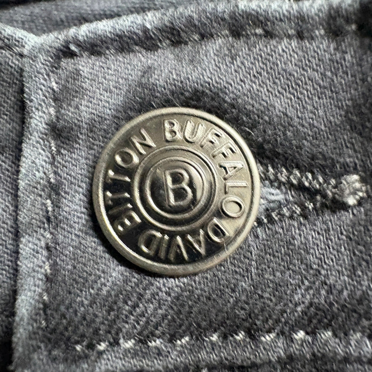 Buffalo David Bitton Hanna Jeans Womens Size 6/28 Black Animal Print High Rise