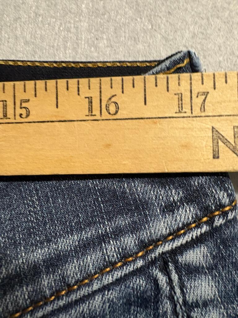 Torrid Premium Bombshell Skinny Jeans Womens 18R Medium Wash Stretch Denim Plus