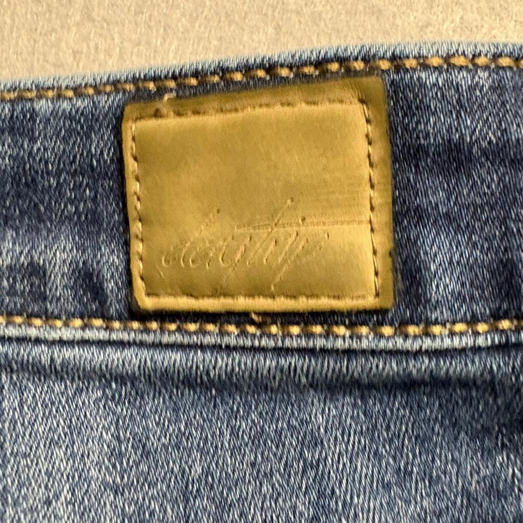 Daytrip Virgo Straight Jeans Womens 30R Blue Denim Stretch Mid Rise