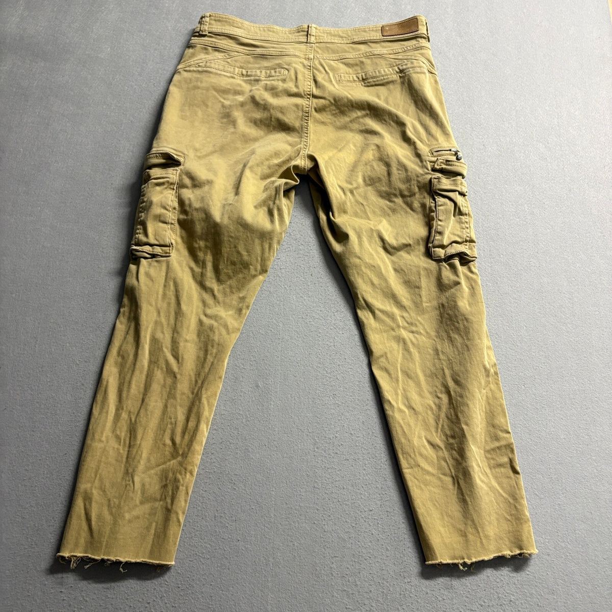 Summum Woman Cargo Pants Size EU 42 US 10 Tan Khaki Raw Hem Stretch Utility