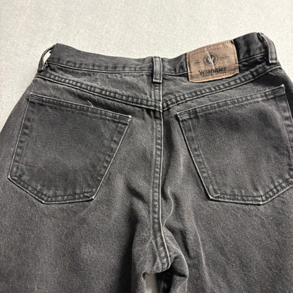 Wrangler Authentics Womens Jeans Black Denim High Rise Straight Leg Size 26x28