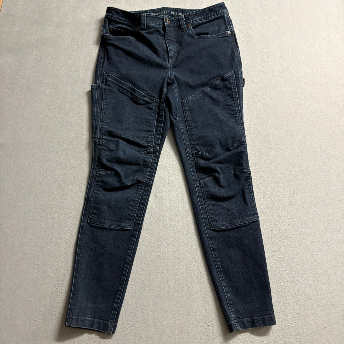 Duluth Trading Co Womens 10 Regular Curvesetter Waistband Dark Wash Utility