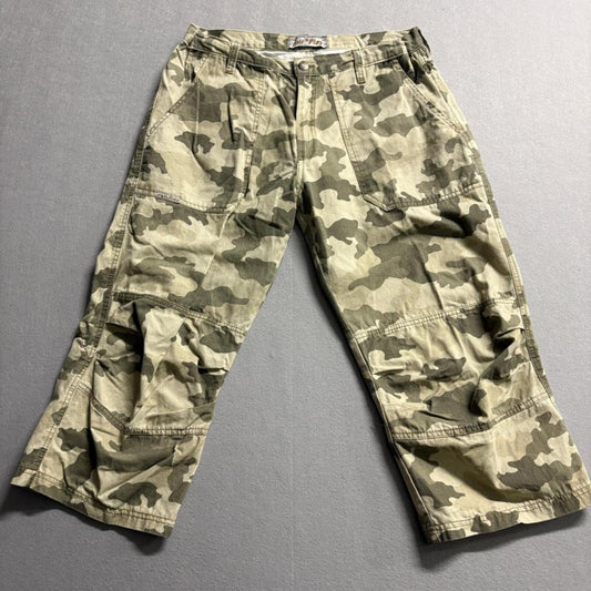 Fair Play Jeanswear Womens Camo Cropped Pants Size 30 Green Camouflage Utility