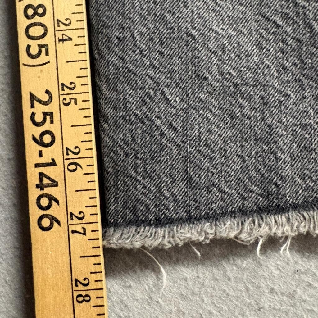 American Eagle Real Good Mom Jeans Womens 12 Gray Distressed High Rise Raw Hem