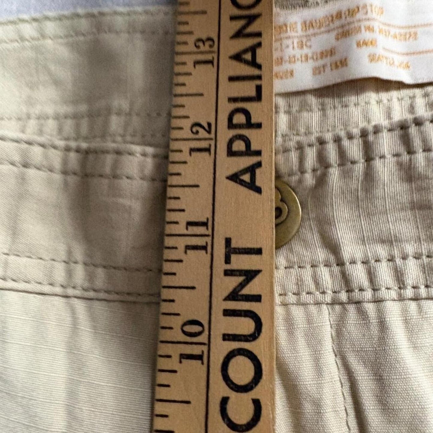 Eddie Bauer Ripstop Cargo Capri Pants Womens 24W Beige Tan Outdoor Crop Hiking