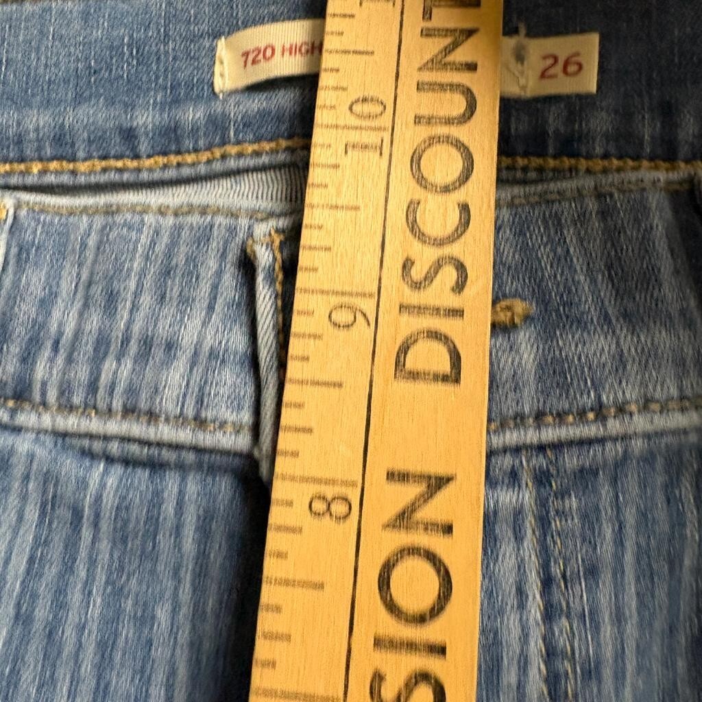 Levis 720 High Rise Super Skinny Jeans Womens 26x32 Blue Striped Denim Stretch