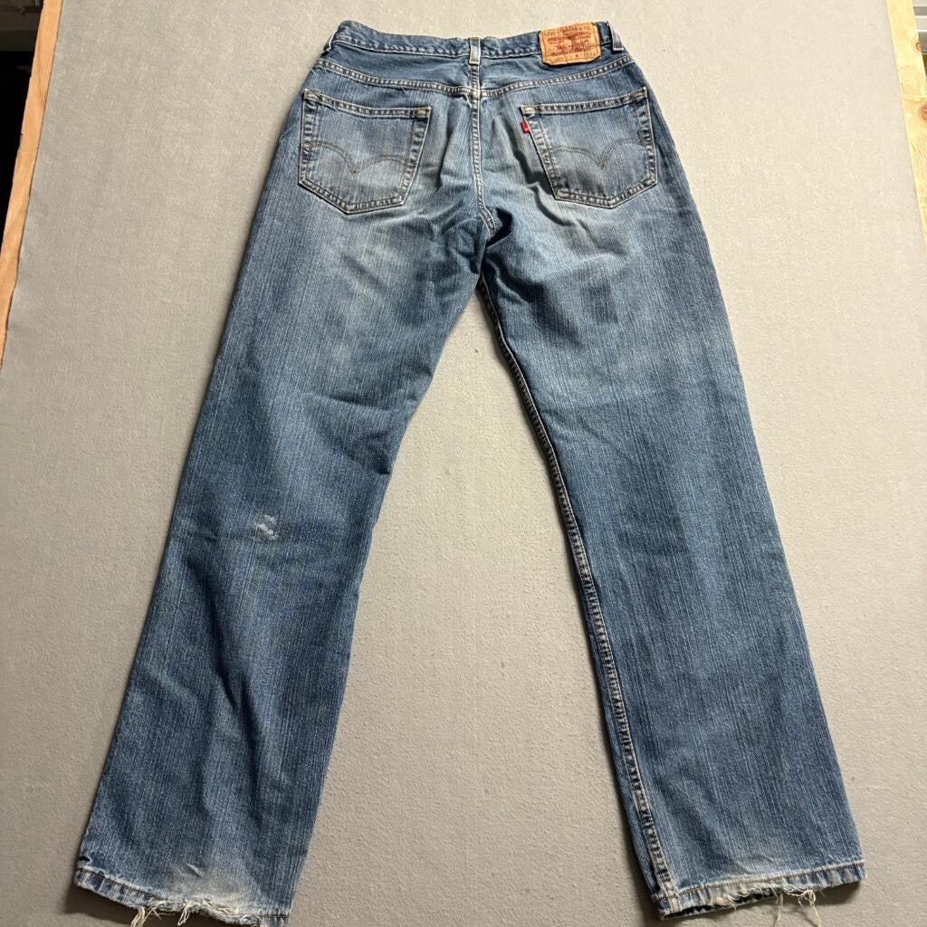 Levis 559 Relaxed Straight Jeans Mens 33x34 Blue Denim Medium Wash Distressed