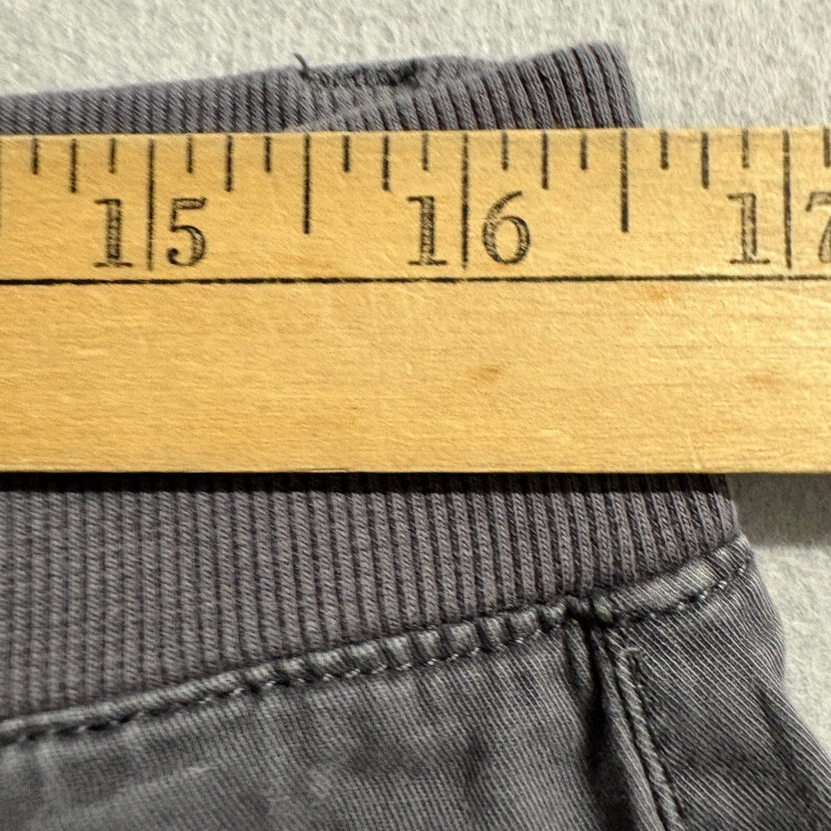 Gloria Vanderbilt Cargo Pants Womens 10 Gray Khaki Unltd Roll Tab Cotton Stretch