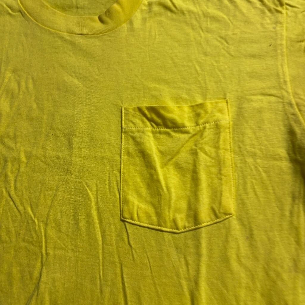 Vintage Fruit of the Loom Pocket T-Shirt Mens XL Yellow Blank Single Stitch USA