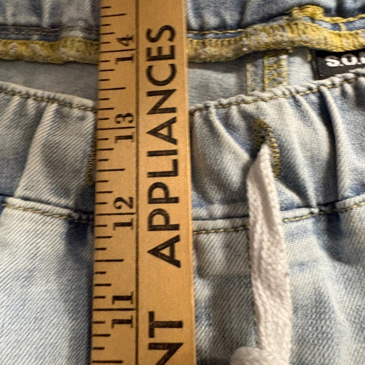 S.O.N.G. Denim Cargo Jogger Pants Mens 17/33 Light Wash Distressed Elastic Waist