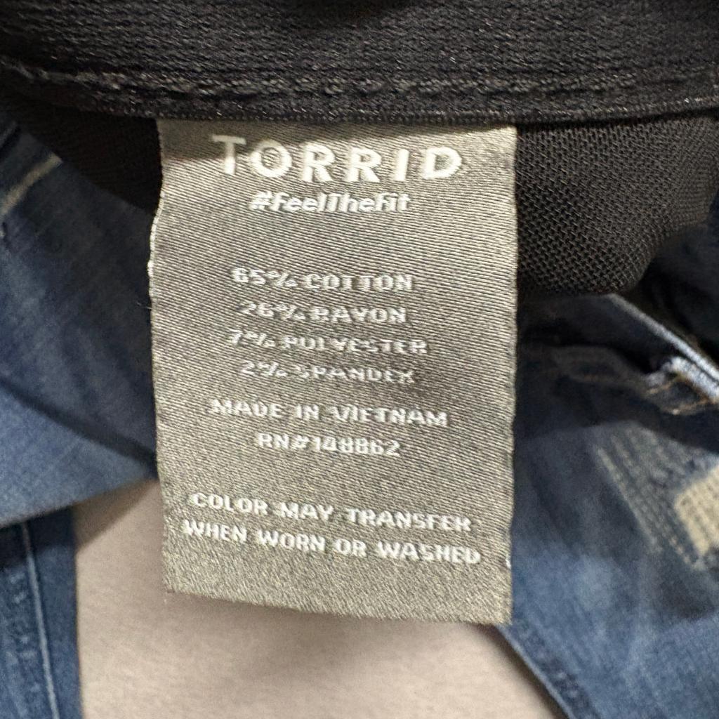 Torrid Bombshell Skinny Jeans Womens 20R Blue Premium Stretch Distressed Frayed