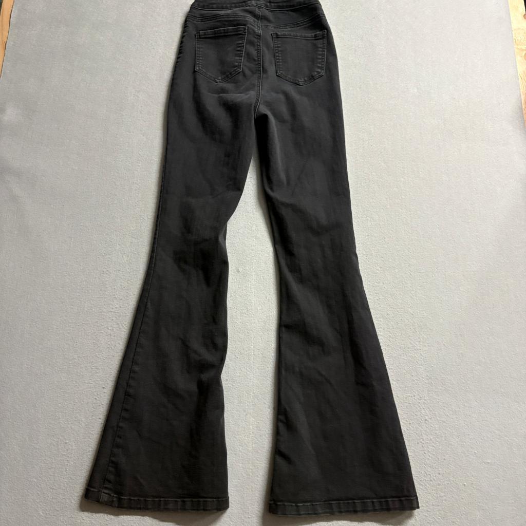 Almost Famous Flare Jeans Womens Size 5 Black High Rise Stretch Denim Bell