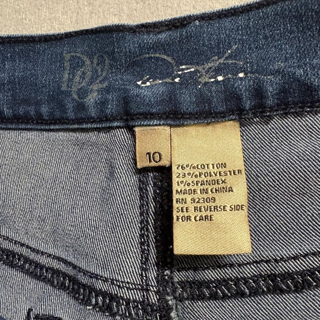 DG2 Diana Gilman Denim Bermuda Shorts Womens Size 10 Blue Stretch Jean Shorts