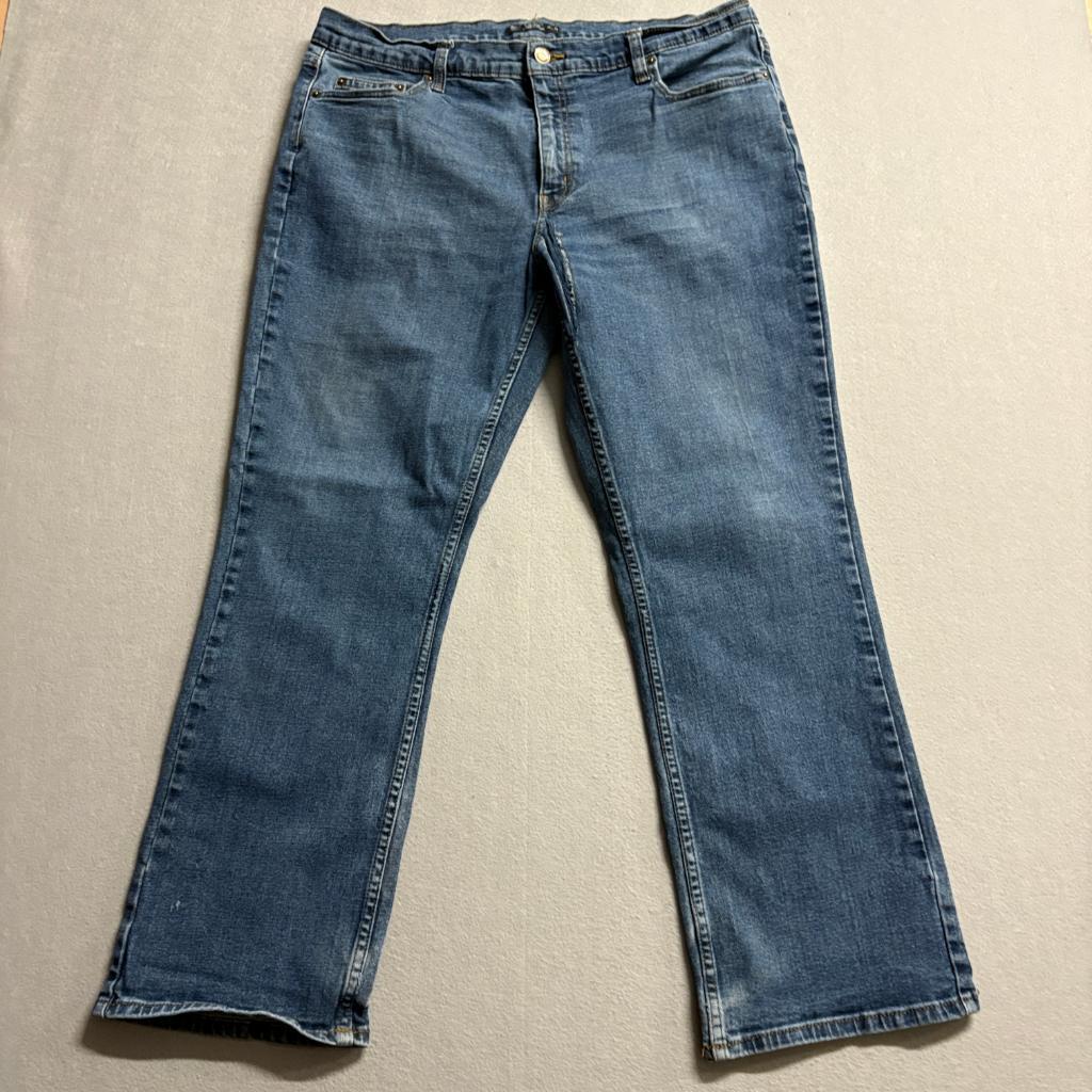 Member's Mark Jeans Mens 38x30 Blue Straight Fit Premium Stretch Denim TORN