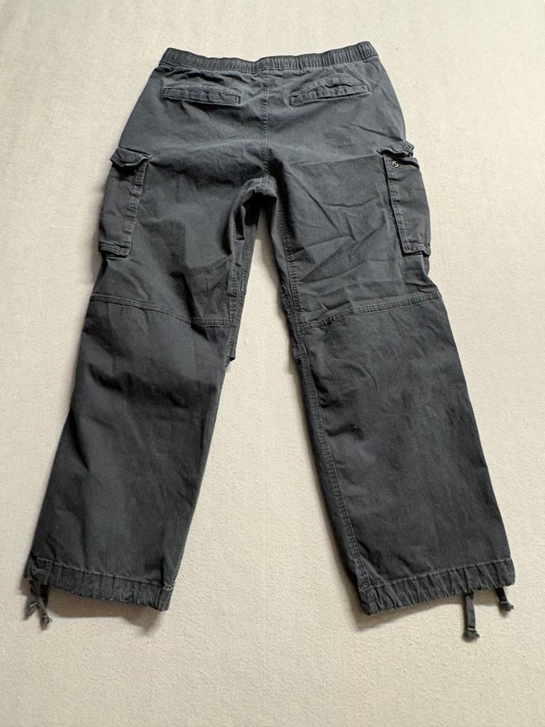 H&M Relaxed Fit Cargo Pants Mens Medium Gray Cotton Blend Drawstring Jogger