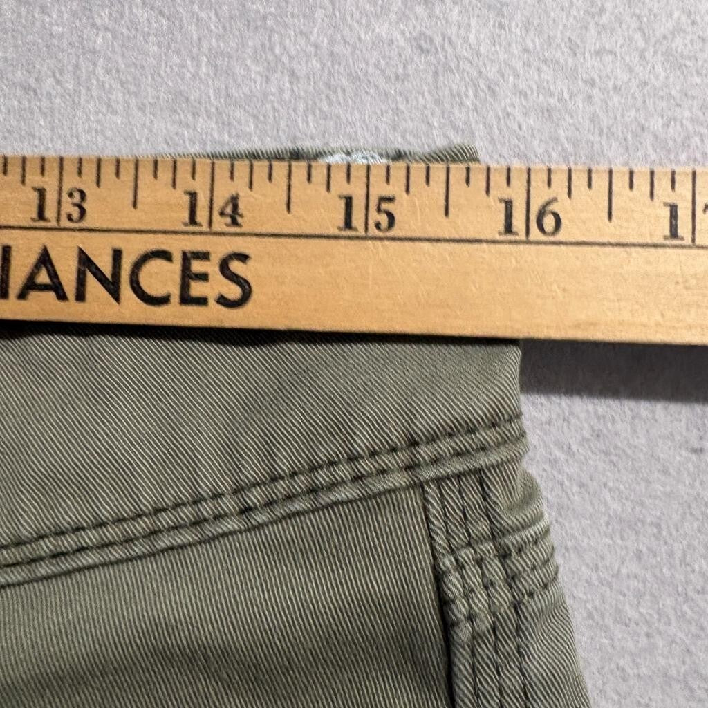 Levis Superlow Cargo Pants Womens 7M JR Green Low Rise Flare Utility Y2K