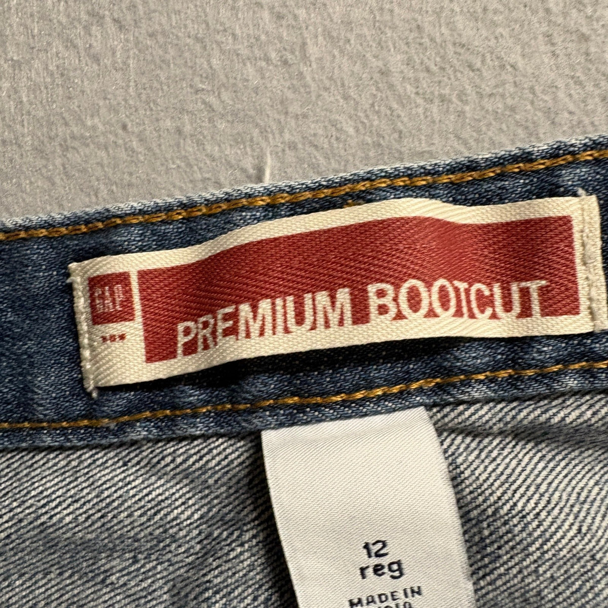 Gap Premium Bootcut Jeans Women Size 12 Regular Blue Denim Stretch Low Mid Rise