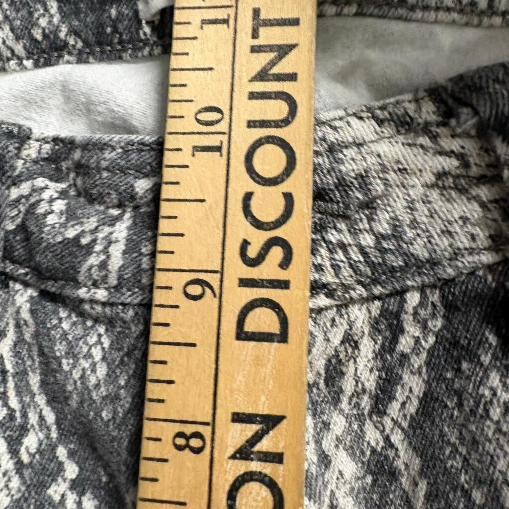 Zara Z1975 Denim Womens Size 8 Gray Snakeskin Print High Rise Raw Hem Jeans