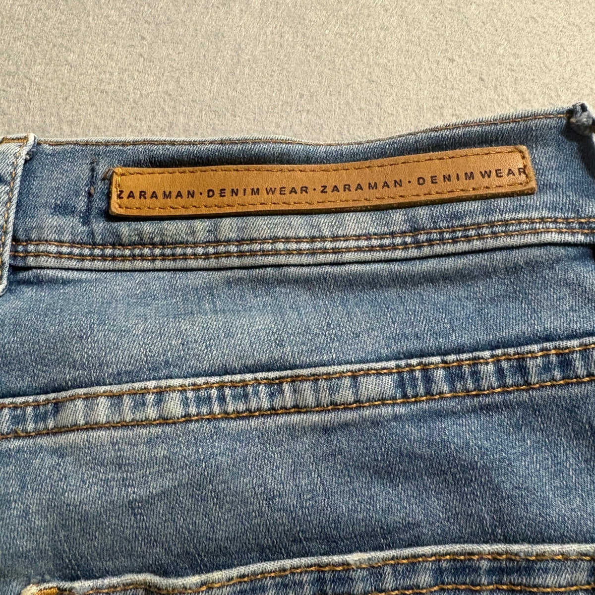 Zara Man Denim Wear Slim Fit Jeans Mens Size 31 Blue Light Wash Stretch Casual