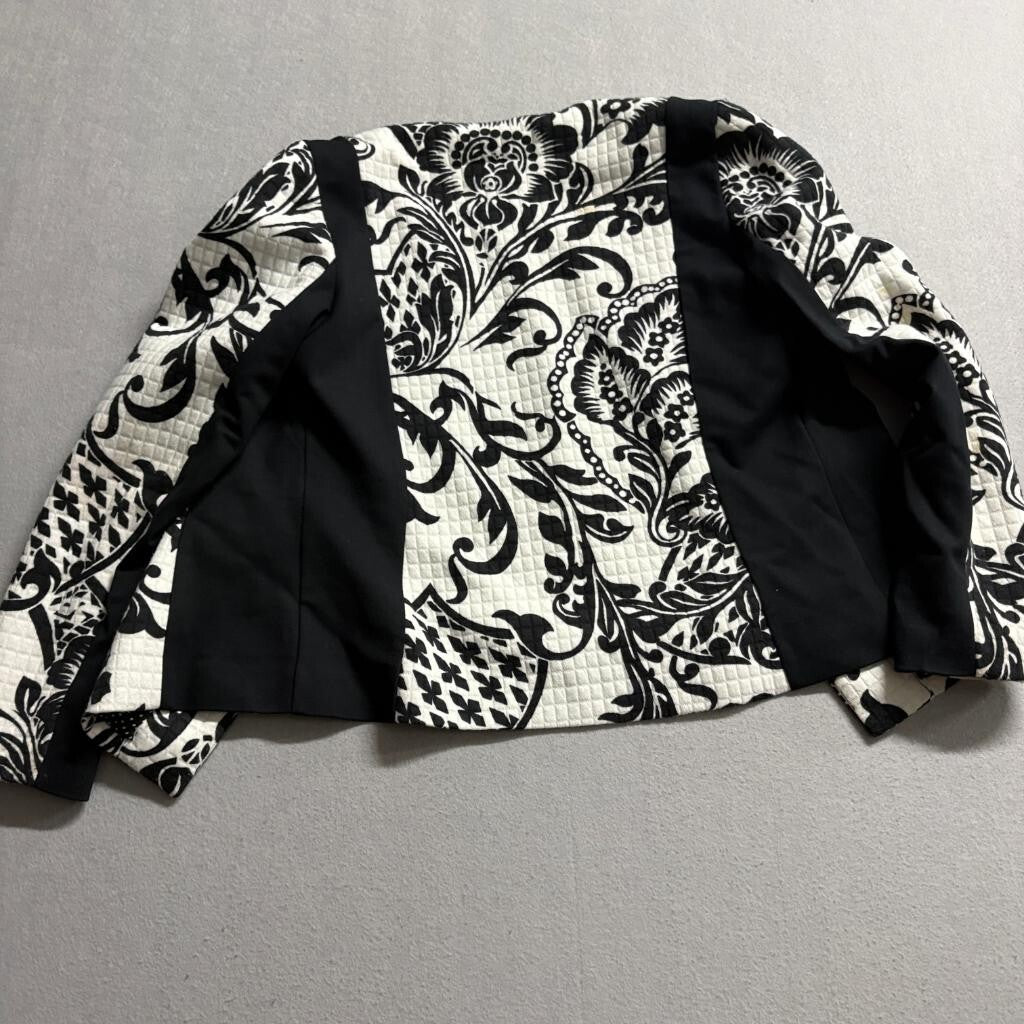 Chico's Quilted Jacket Womens Size 0 XS Black White Floral Polka Dot Open Front