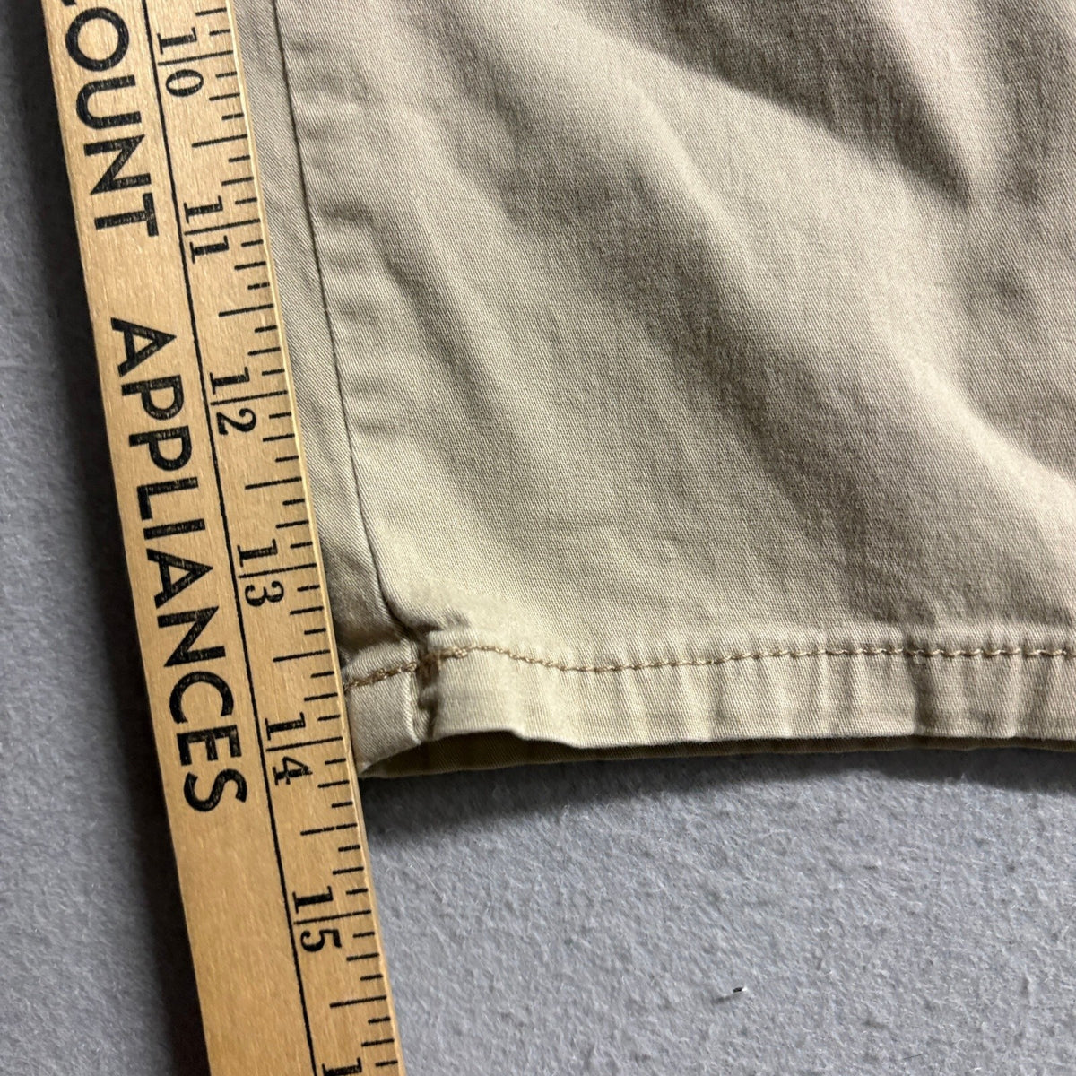 Croft & Barrow Bermuda Shorts Womens 10 Khaki Tan Stretch Natural Fit Capris