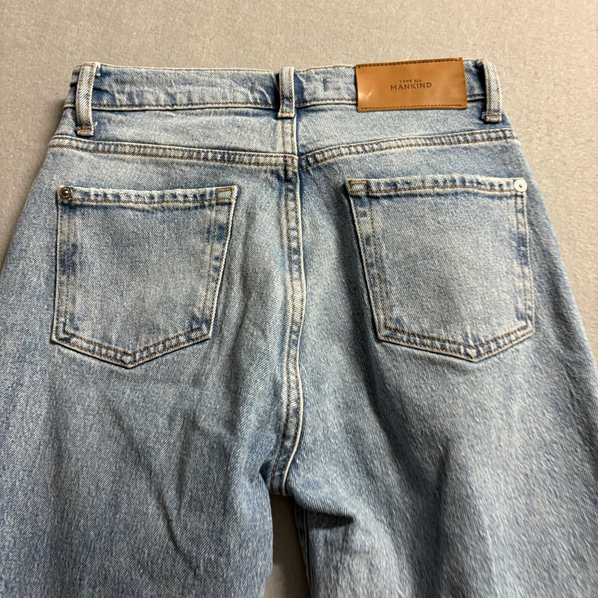 7 For All Mankind Logan Stovepipe Fringe Hem Jeans Womens 25 Light Wash Denim