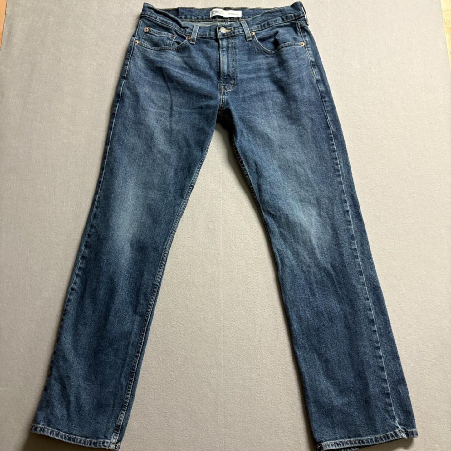 Signature by Levi Strauss Co Mens Jeans 34x32 S61 Relaxed Fit Blue Denim