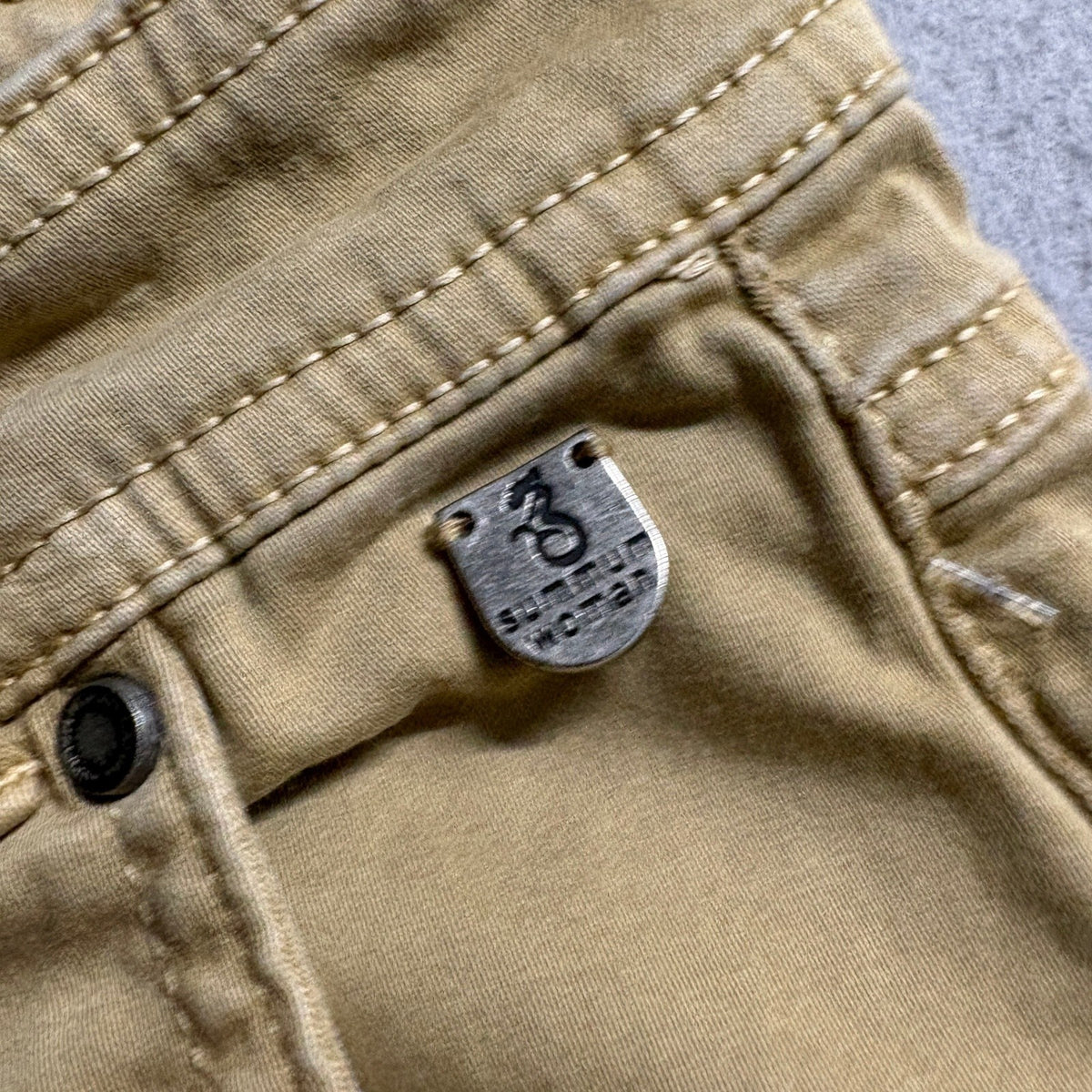 Summum Woman Cargo Pants Size EU 42 US 10 Tan Khaki Raw Hem Stretch Utility