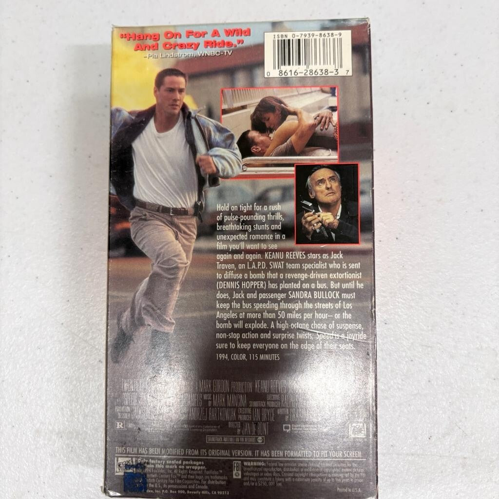 Speed VHS 1994 Keanu Reeves Sandra Bullock Fox Video Action Thriller Movie Tape