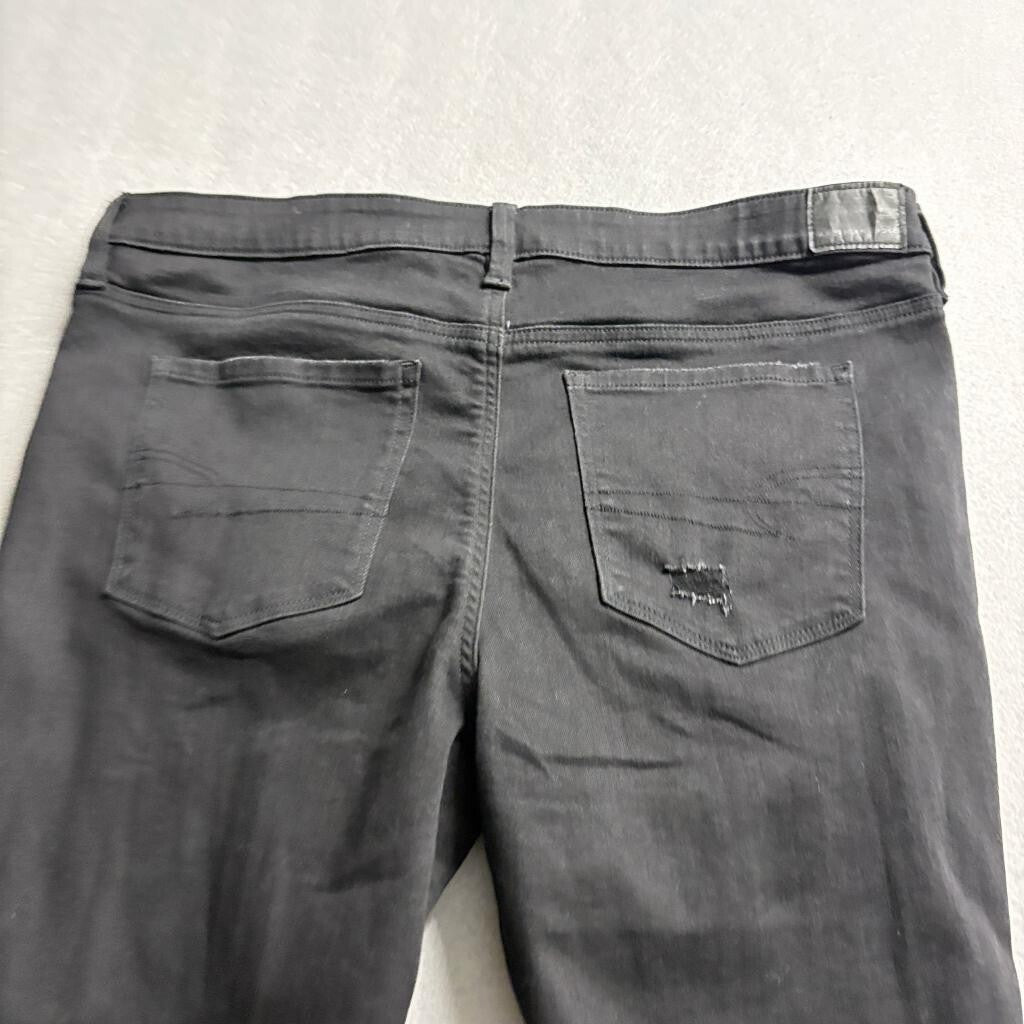 American Eagle Next Level Stretch Jeans Womens 16 Regular Black Distressed