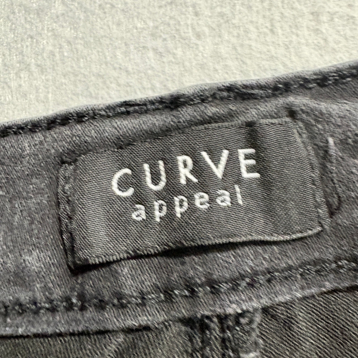 Curve Appeal Womens High Rise Essential Skinny Jeans Size 2/26 Black Denim