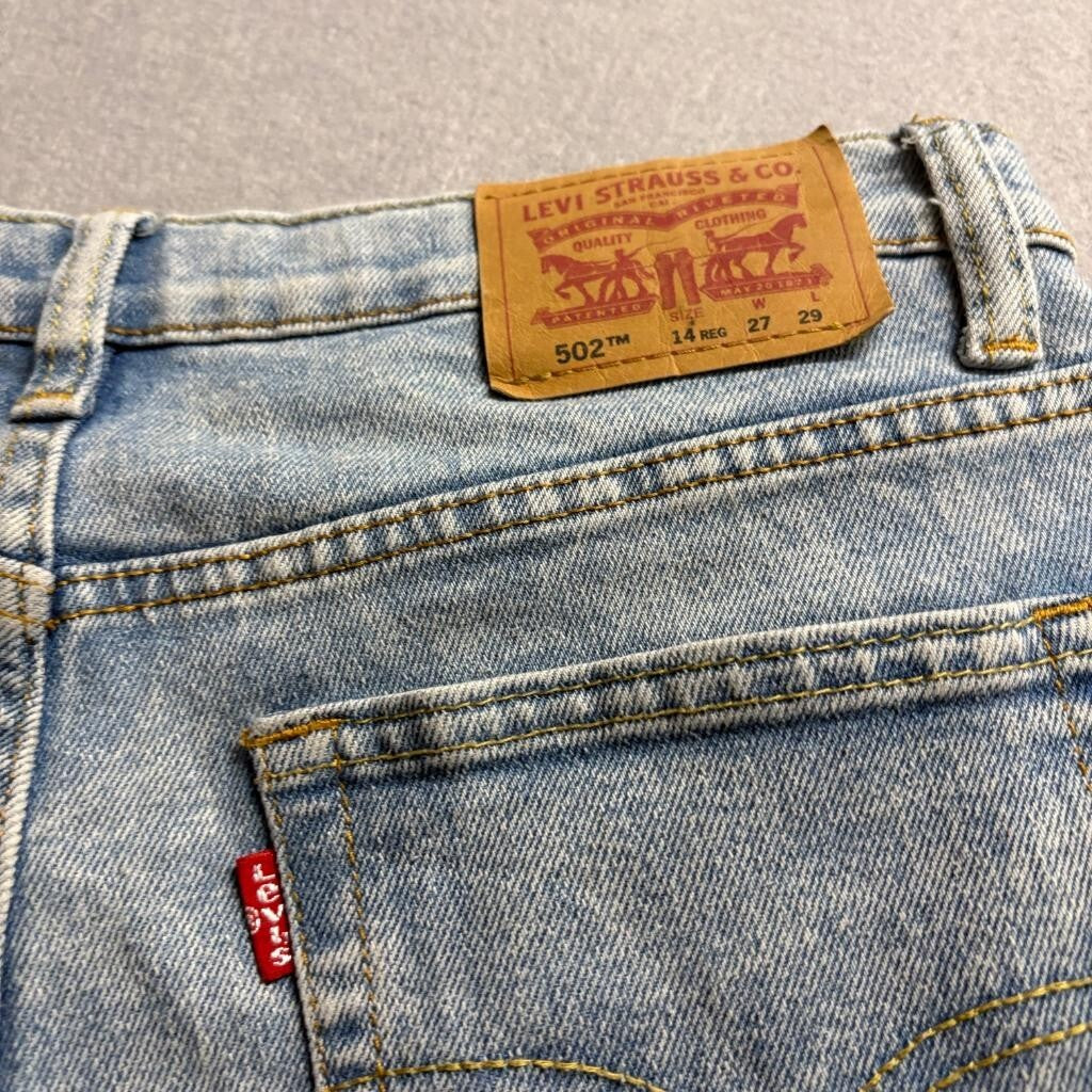 Levis 502 Regular Taper Jeans Boys Size 14 Light Wash Distressed Denim W27 L29