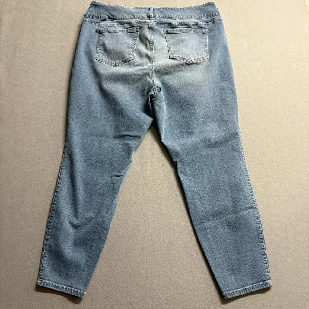 Torrid Premium Skinny Jeans Womens Plus Size 18 Blue Denim Stretch 3-Button Fly