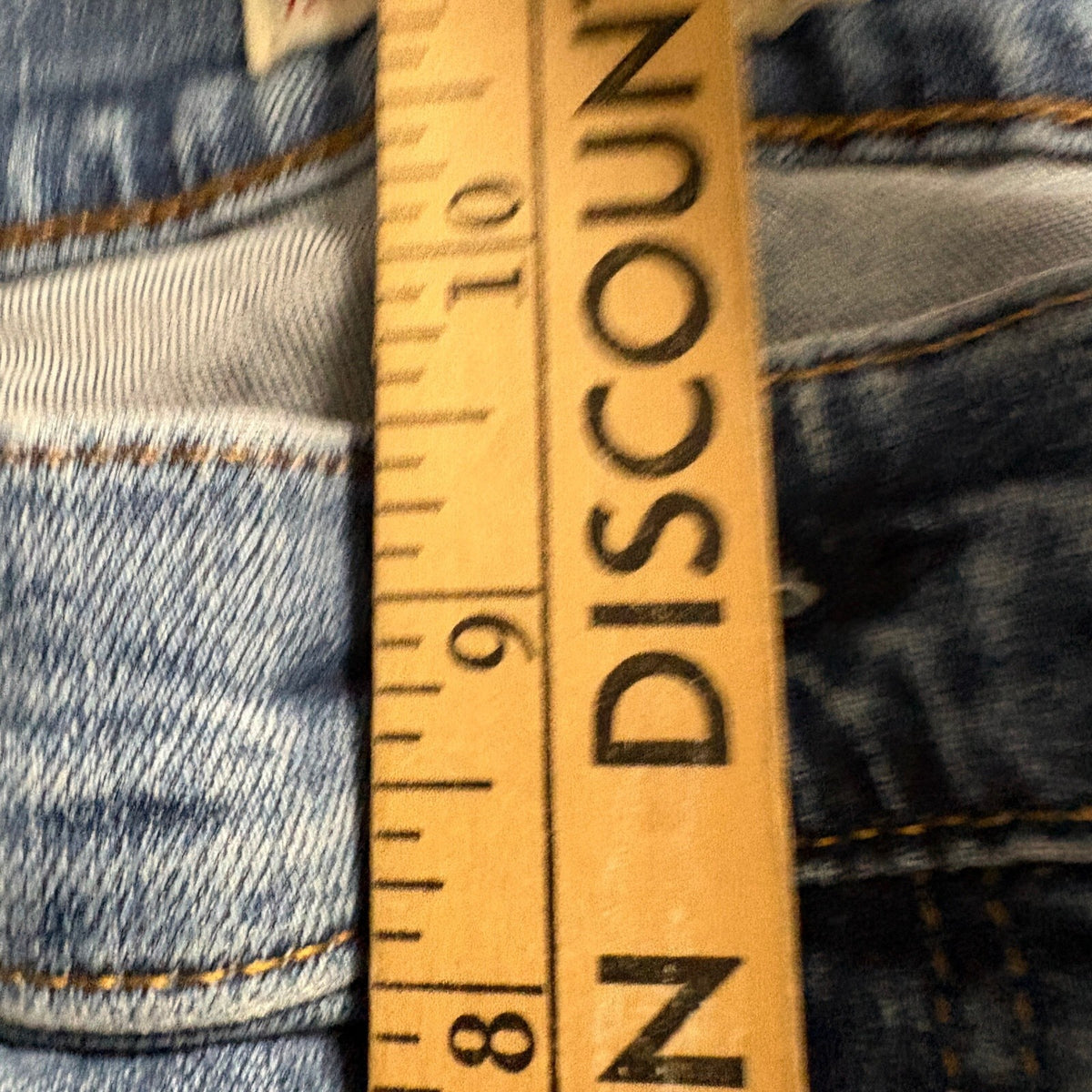 Levi's Premium 724 High Rise Straight Jeans Womens Size 29 Medium Wash Denim