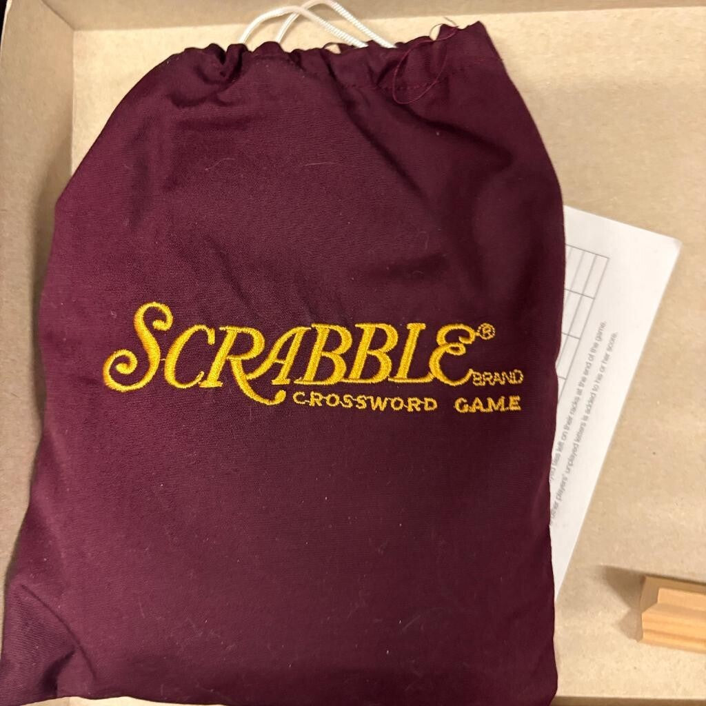 Super Scrabble Board Game 2004 Winning Moves 200 Wooden Tiles Complete