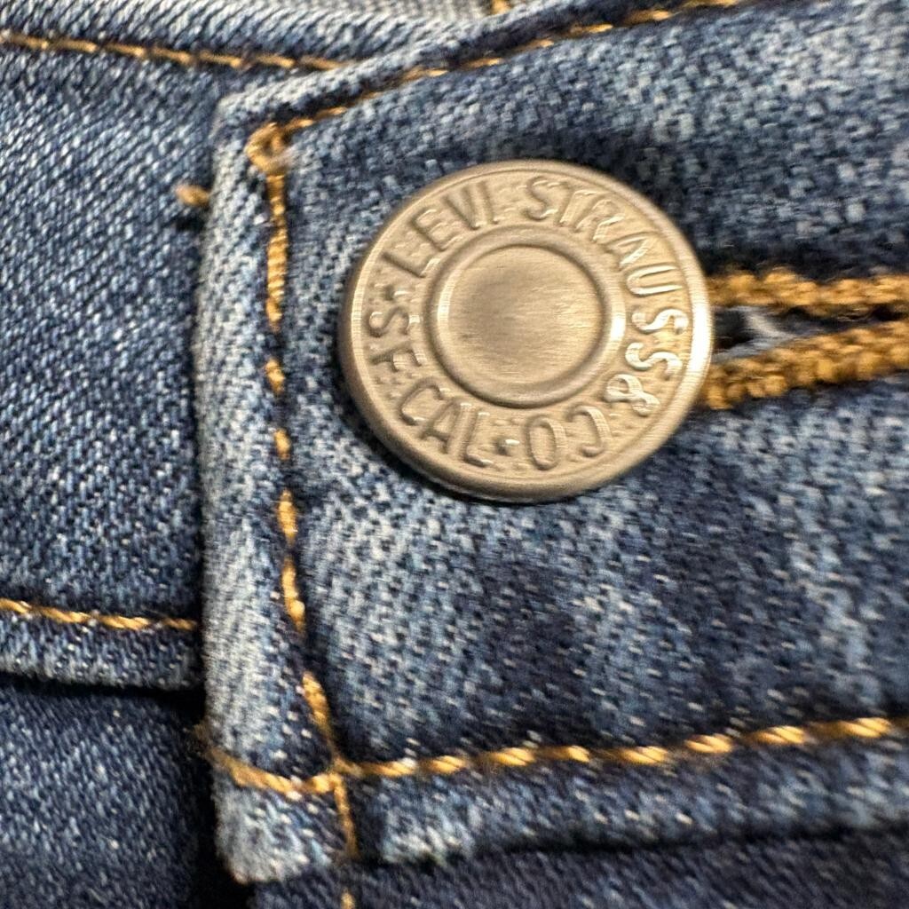 Levi's Classic Straight Jeans Womens 22W S Blue Denim Stretch Plus Size 22 Short