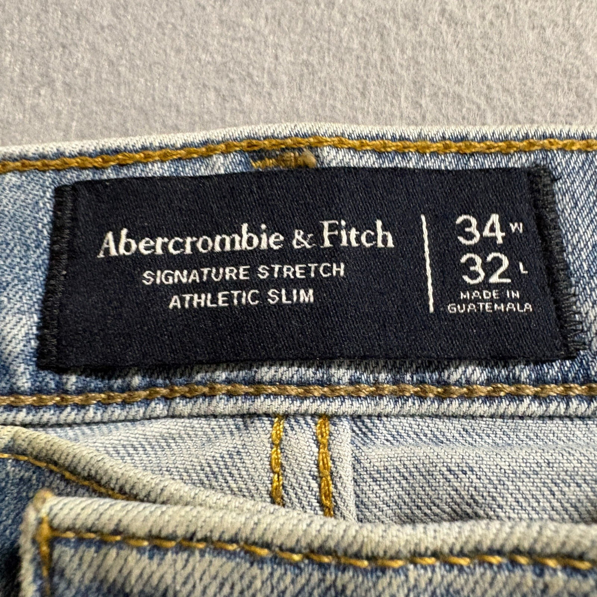 Abercrombie & Fitch Mens Athletic Slim Stretch Jeans Light Wash Size 34 x 32