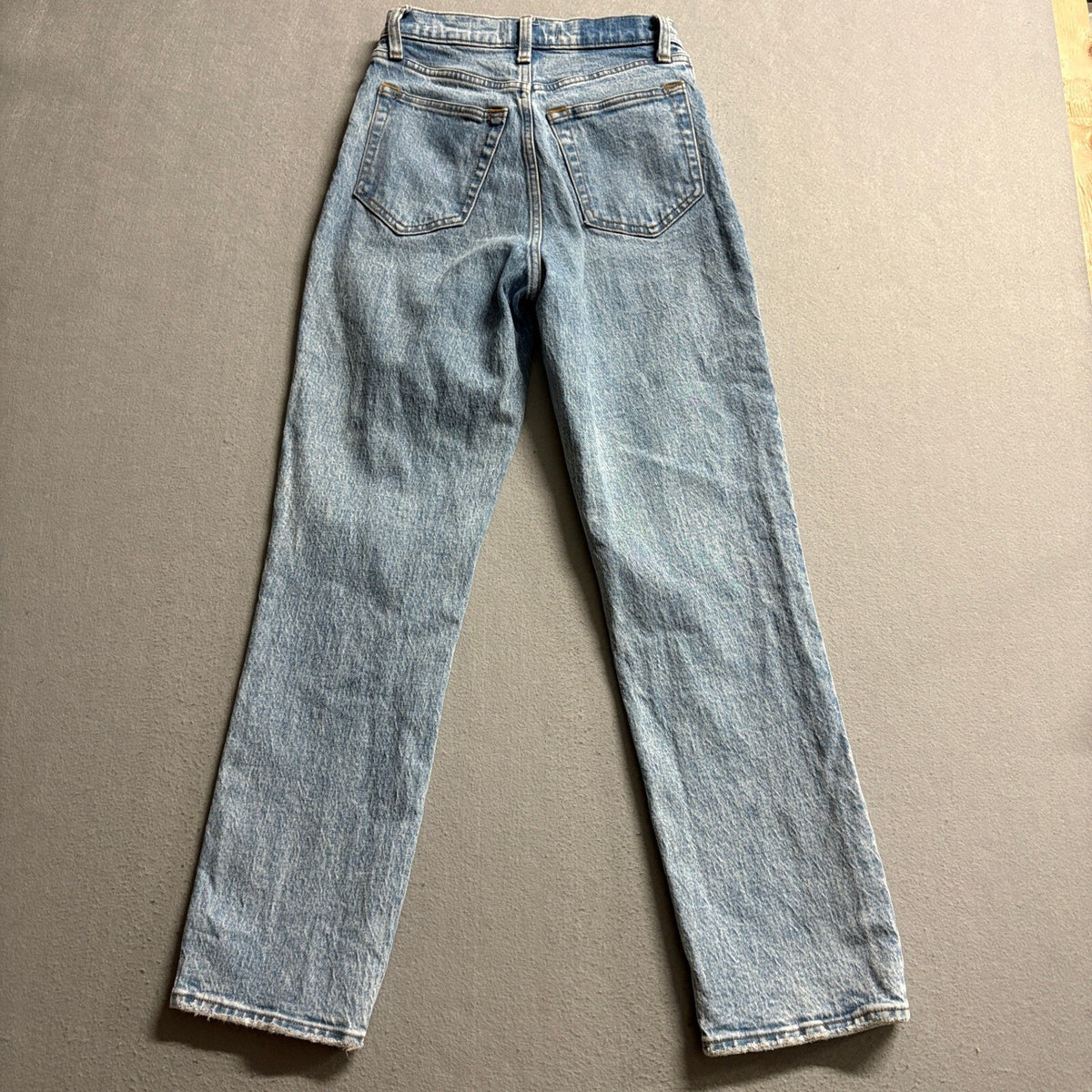 Abercrombie & Fitch Curve Love 90s Straight Ultra High Rise Jeans 25/0S Blue