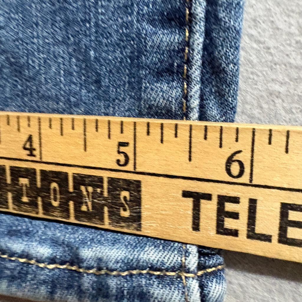 Levis Classic Mid Rise Skinny Jeans Womens 10M W30 L30 Medium Wash Stretch Blue